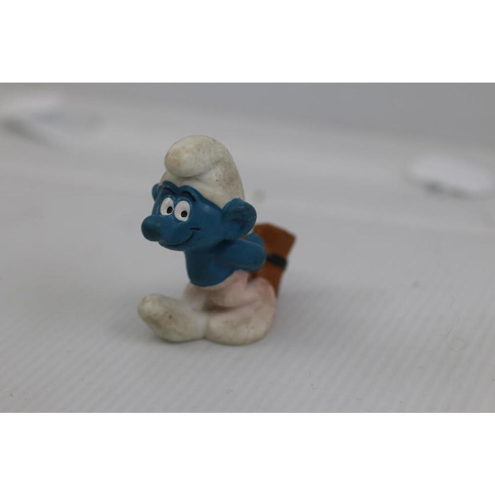 The Smurfs Smurf with hammer Wooden Schleich Vintage 1995 Peyo 2"